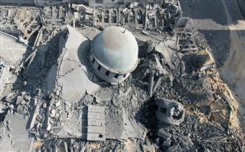 الاحتلال الإسرائيلي يقصف مسجدًا بقطاع غزة مسببًا أضرارًا جسيمة