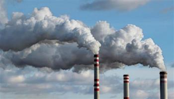 منظمتان فرنسيتان تطالبان بجعل المساعدات الممنوحة للصناعة مشروطة بتخفيض انبعاثات ثاني أكسيد الكربون