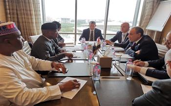 وزير الخارجية يلتقي مفوض الشئون السياسية والسلم والأمن بالاتحاد الإفريقي 