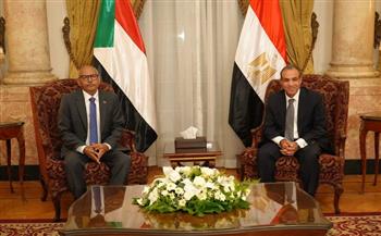 وزير الخارجية والهجرة ونظيره السوداني يعقدان جلسة مباحثات ثنائية