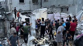 "الجارديان": أعداد ضحايا القصف الإسرائيلي في خان يونس تفوق قدرة المرافق الطبية 