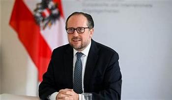 وزيرا خارجية النمسا ومقدونيا الشمالية يبحثان قضايا الهجرة وتوسيع الاتحاد الأوروبي      