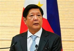 رئيس الفلبين يأمر بتقييم الأضرار الناجمة عن غرق ناقلة نفط