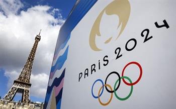 الوفود الأولمبية تعبر نهر السين بباريس خلال حفل افتتاح الأولمبياد