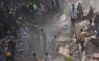 مصرع شخص وإنقاذ اثنين في انهيار مبنى بالهند