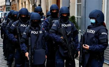 النمسا : اعتقال ٩ شيشانيين بتهمة تمويل تنظيم داعش الإرهابي
