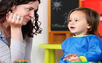 للأمهات.. 6 طرق لتحقيق التواصل الفعال مع طفلك