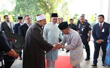 رئيس وزراء ماليزيا: نسعى لتعزيز وجود الأزهر في بلادنا من خلال افتتاح معاهد تابعة له