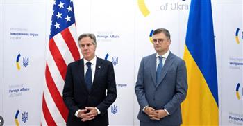 وزيرا خارجية أمريكا وأوكرانيا يبحثان تعزيز الدفاع الجوي لـ كييف