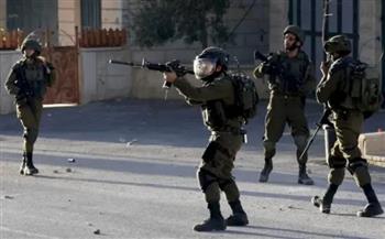 إصابة شابين بالرصاص الحي خلال مواجهات مع الاحتلال بشرق نابلس