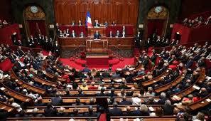 تراجع عدد النساء المنتخبات داخل البرلمان الفرنسي