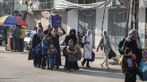 قوات الاحتلال تطالب سكان غزة بالنزوح من مناطق متعددة نحو وسط القطاع