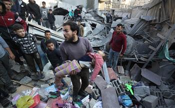 شهيد ومصابون جراء قصف الاحتلال تجمعا للمواطنين في مخيم البريج وسط قطاع غزة