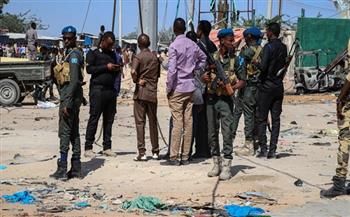 الشرطة الصومالية: ارتفاع ضحايا هجوم شاطئ مقديشو إلى 32 قتيلًا