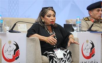 السفيرة منى عمر تستعرض دور وجهود المجلس القومى للمرأة بمؤتمر المصريين فى الخارج 