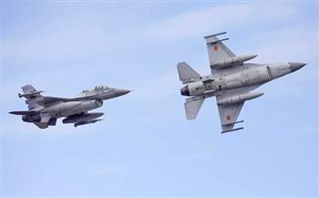 «بلومبرج»: سلاح الجو الأمريكي ينشر سرب طائرات طراز F-22 في المنطقة