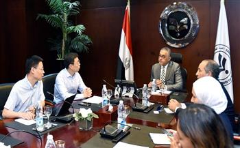 باستثمارات نصف مليار دولار .. شركة جيانجسو ليانفا الصينية للنسيج تبحث إنشاء مجمع متكامل للغزل والنسيج في مصر