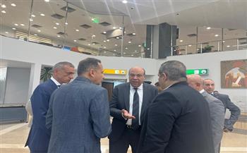 وزير الطيران المدني يتفقد مطار العلمين الدولي