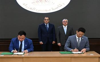 مدبولي يشهد توقيع عقد مشروع هايسنس مصر وشركة FBB TECH لتصنيع المنتجات الكهربائية