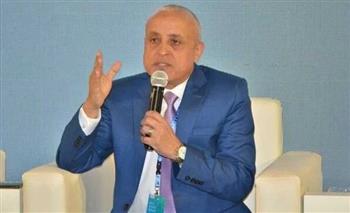 محافظ الأقصر يتفقد مسار مشروع القطار الكهربائي السريع