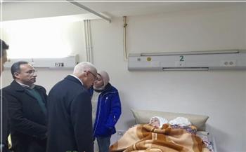   محافظ شمال سيناء يزور المرضى الفلسطينيين بمستشفى العريش العام