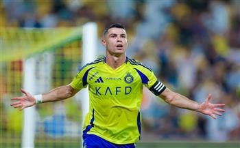   رونالدو ونيمار على رأس قائمة تضم 13 لاعبًا يحق لهما التوقيع لأي نادٍ من اليوم