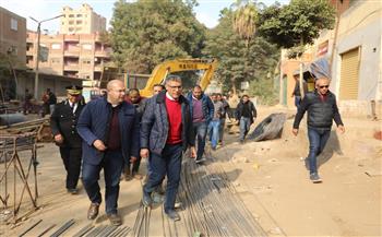 محافظ الجيزة يتفقد أعمال إصلاح الهبوط الأرضي بأحد شوارع أبو النمرس
