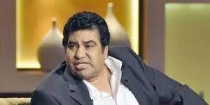 حكيم يؤدي واجب العزاء في الراحل أحمد عدوية بمسجد المشير طنطاوي