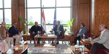   محافظ السويس يستقبل أعضاء مجلسي النواب والشيوخ
