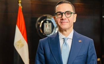 وزير الاستثمار يسلم 9 رخص ذهبية جديدة لعدد من المشروعات الاستراتيجية