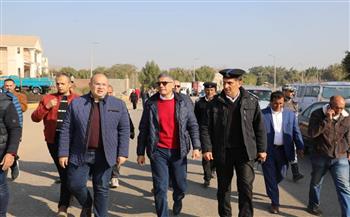 محافظ الجيزة يبحث مع رئيس هيئة الطرق سبل تسريع وتيرة العمل بمشروع تطوير طريق مصر أسيوط
