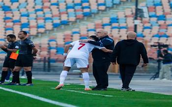   جروس يجتمع مع لاعبي الزمالك قبل المران الجماعي اليوم