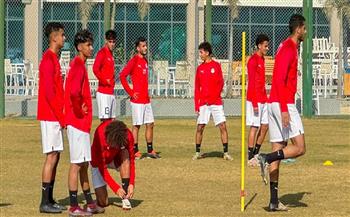 منتخب الشباب يواصل تدريباته.. وعلاء نبيل يجتمع بالجهاز الفني واللاعبين