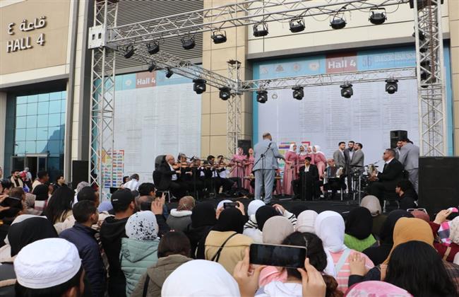 في معرض الكتاب.. عروض لفرقة الإسماعيلية للفنون الشعبية وطنطا للموسيقى العربية