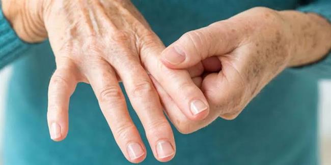 3  أسباب وراء آلام المفاصل في الشتاء