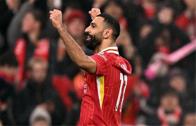 محمد صلاح يقود هجوم ليفربول أمام مانشستر يونايتد في ديربي الشمال الإنجليزي