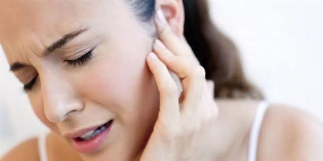 لماذا تحدث حكة الأذن؟