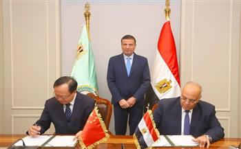 وزير الزراعة يشهد توقيع بروتوكول تعاون بين "بحوث الصحراء" و"الأكاديمية الصينية للعلوم" لتبادل الخبرات