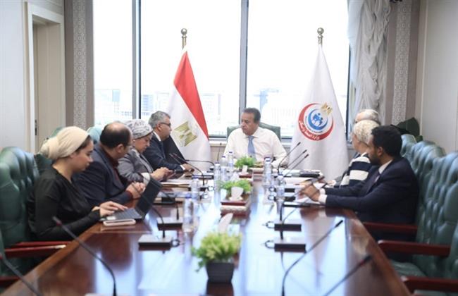وزير الصحة يترأس اجتماعًا لمتابعة تقدم المشروعات الصحية القومية