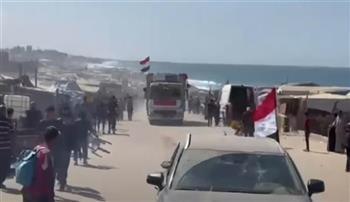 نازحو غزة يعودون ديارهم بعد وقف الحرب.. وأعلام مصر تزين المشهد