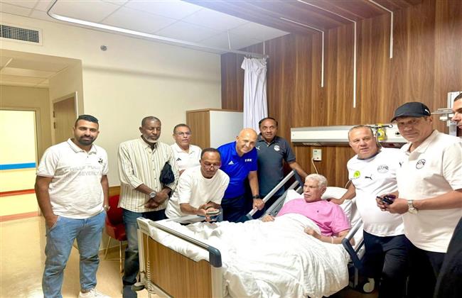 زيارة وفد من مدربي الرخصة التدريبية Pro لحسن شحاتة للاطمئنان على حالته الصحية