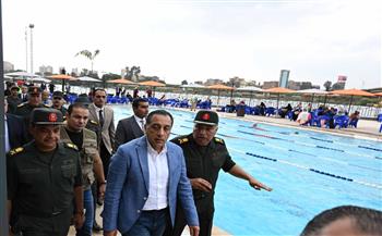 رئيس الوزراء يتفقد نادي وفندق بنها للقوات المسلحة بمحافظة القليوبية و"ممشى أهل مصر" ببنها