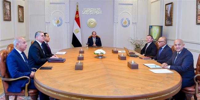 الرئيس السيسي يستقبل نائب رئيس شركة "إكسون موبيل" العالمية لشؤون الاستكشاف