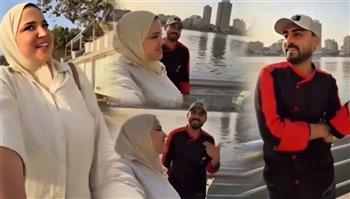 فيديو عفوي بين سائحة مغربية وعامل مصري.. أغنية دون معرفة سابقة (فيديو)