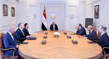 الرئيس السيسي يشيد بدور "أباتشي" ويؤكد تقديم كافة التسهيلات لزيادة استثماراتها