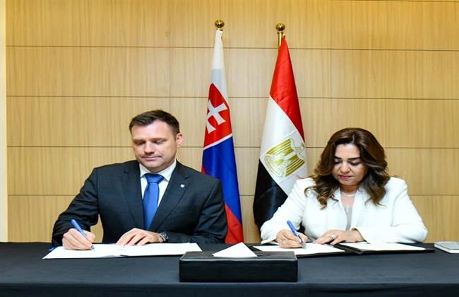 منال عوض توقع مذكرة تفاهم مع وزير البيئة بجمهورية سلوفاكيا للتعاون في مجال حماية البيئة وتغير المناخ