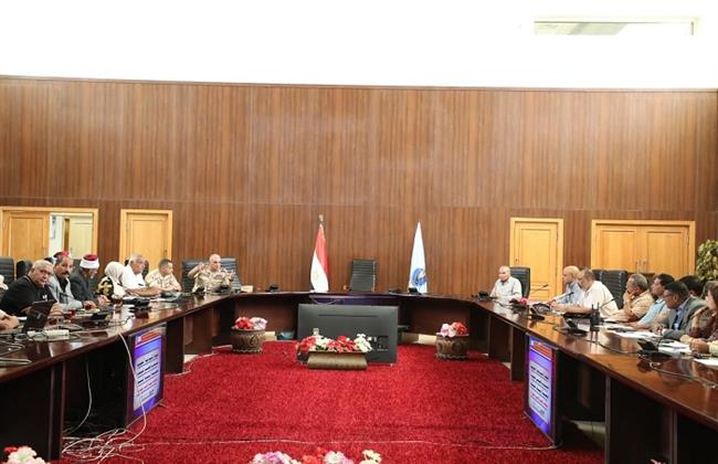 المستشار العسكري لمحافظة البحر الأحمر يناقش الاستعدادات والتجهيزات لتنفيذ التدريب العملي المشترك صقر 156 