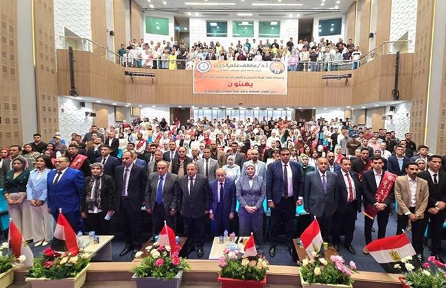 محافظ بورسعيد: نصر أكتوبر سيظل رمز العزة والكرامة للمصريين
