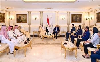 وزير الري يلتقي نائب وزير البيئة والمياه والزراعة السعودي ضمن فعاليات "أسبوع القاهرة الثامن للمياه"