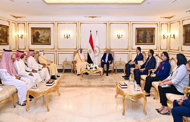 وزير الري يلتقي نائب وزير البيئة والمياه والزراعة السعودي ضمن فعاليات "أسبوع القاهرة الثامن للمياه"